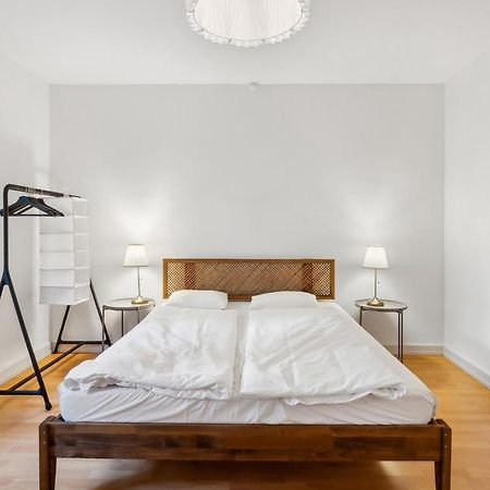 Homey Comfort In Oerlikon Zurique Exterior foto