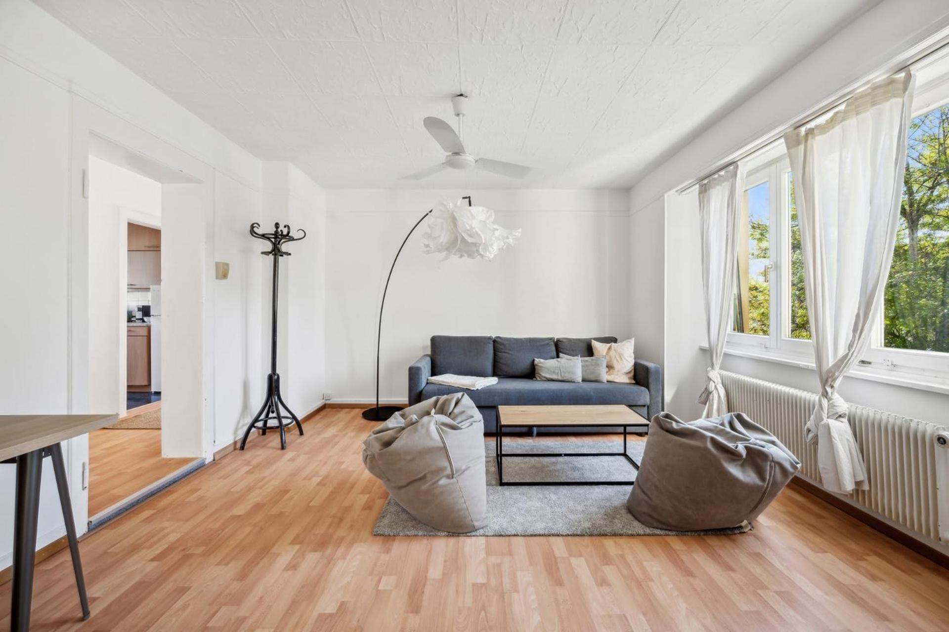 Homey Comfort In Oerlikon Zurique Exterior foto